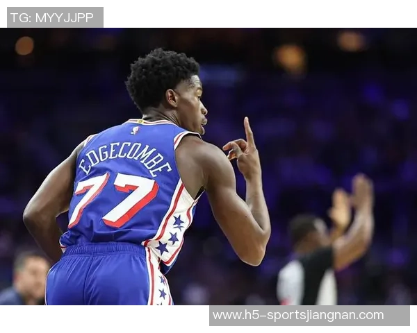 科沃德豪取23分14篮板闪耀全场克尼佩尔与弗拉格双双发力哈珀遭遇瓶颈表现低迷