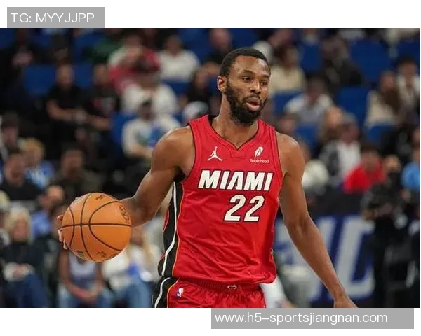 戴维恩米切尔称赞维金斯攻防兼备展现出色领导力与统治力